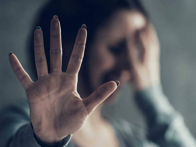 A teacher's abuse of a minor girl The accused was arrested by Manpada police | अल्पवयीन मुलीवर शिक्षकाचा अत्याचार; आरोपीला मानपाडा पोलिसांनी केली अटक A teacher's abuse of a minor girl The accused was arrested by Manpada police | अल्पवयीन मुलीवर शिक्षकाचा अत्याचार; आरोपीला मानपाडा पोलिसांनी केली अटक