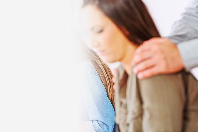 If you want to avoid sexual harassment at work, then you should know these things! | कामाच्या ठिकाणी लैंगिक छळ टाळायचा असेल तर या गोष्टी माहिती असायलाच हव्यात!