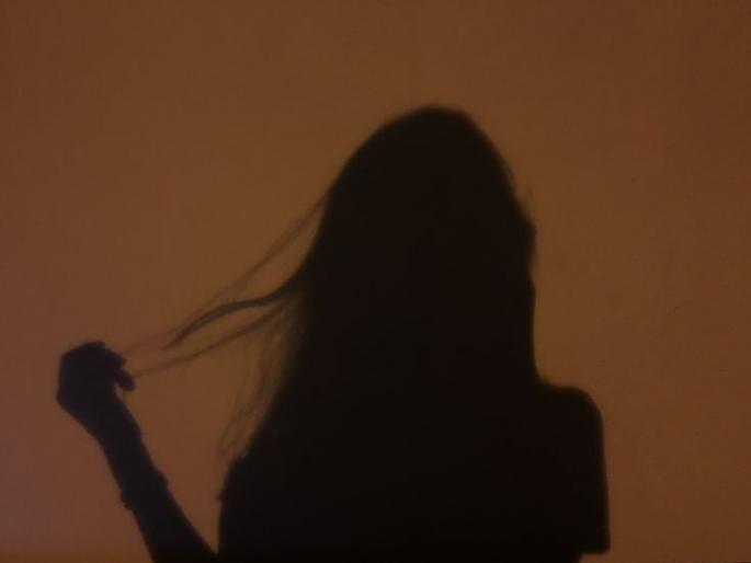 Woman accused of molesting 17 boys 'used fake semen to frame victims for rape' | बनावट वीर्य वापरून पोलिसांची दिशाभूल; तब्बल १७ मुलांचं युवतीनं केलं लैंगिक शोषण Woman accused of molesting 17 boys 'used fake semen to frame victims for rape' | बनावट वीर्य वापरून पोलिसांची दिशाभूल; तब्बल १७ मुलांचं युवतीनं केलं लैंगिक शोषण