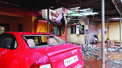 With the arrival of rain, Baliraja was relieved | पावसाच्या आगमनाने बळीराजा सुखावला With the arrival of rain, Baliraja was relieved | पावसाच्या आगमनाने बळीराजा सुखावला