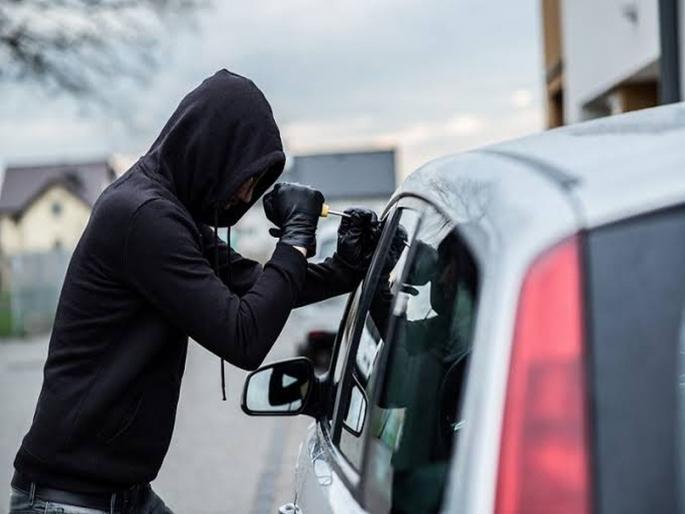 hotel is responsible for car stolen from the parking lot; Supreme Court says | पार्किंगमधून गाडी चोरीला गेल्यास हॉटेलच देणार नुकसान भरपाई: सर्वोच्च न्यायालय hotel is responsible for car stolen from the parking lot; Supreme Court says | पार्किंगमधून गाडी चोरीला गेल्यास हॉटेलच देणार नुकसान भरपाई: सर्वोच्च न्यायालय