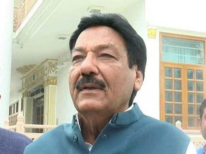 'Riots is a part of living, it will continue'; Haryana Minister Ranjit Chautala toung sleeps hrb | Delhi Violence :'दंगली होतच राहतात, त्या जगण्याचा एक भागच'; हरियाणाचे मंत्री बरळले 'Riots is a part of living, it will continue'; Haryana Minister Ranjit Chautala toung sleeps hrb | Delhi Violence :'दंगली होतच राहतात, त्या जगण्याचा एक भागच'; हरियाणाचे मंत्री बरळले