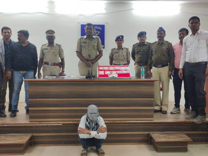 'Where do he drink expensive alcohol' connection with burglary! | ‘महागडी दारू पितो कुठून’चे कनेक्शन घरफोडीशी! 'Where do he drink expensive alcohol' connection with burglary! | ‘महागडी दारू पितो कुठून’चे कनेक्शन घरफोडीशी!