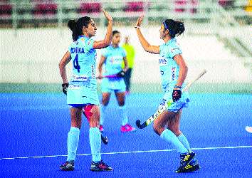 India beat Korea 2-1 | भारताचा कोरियावर २-१ ने विजय India beat Korea 2-1 | भारताचा कोरियावर २-१ ने विजय