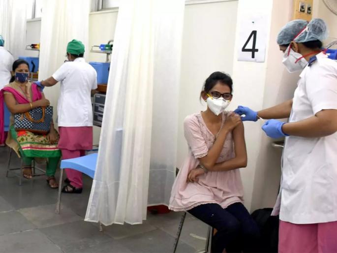 1.5 crore vaccinations completed in Mumbai; BMC aims to vaccinate all Mumbaikars by February | मुंबईत दीड कोटी लसीकरण पूर्ण; फेब्रुवारीपर्यंत सर्व मुंबईकरांना लस देण्याचे महापालिकेचे लक्ष्य 1.5 crore vaccinations completed in Mumbai; BMC aims to vaccinate all Mumbaikars by February | मुंबईत दीड कोटी लसीकरण पूर्ण; फेब्रुवारीपर्यंत सर्व मुंबईकरांना लस देण्याचे महापालिकेचे लक्ष्य