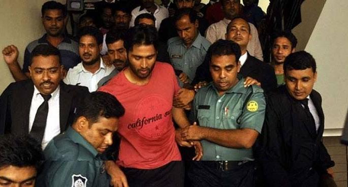 The cricketer, along with his wife, had taken prison and made a big mistake again | पत्नीसह 'या' क्रिकेटपटूने खाल्ली होती जेलची हवा, पुन्हा केली मोठी चूक