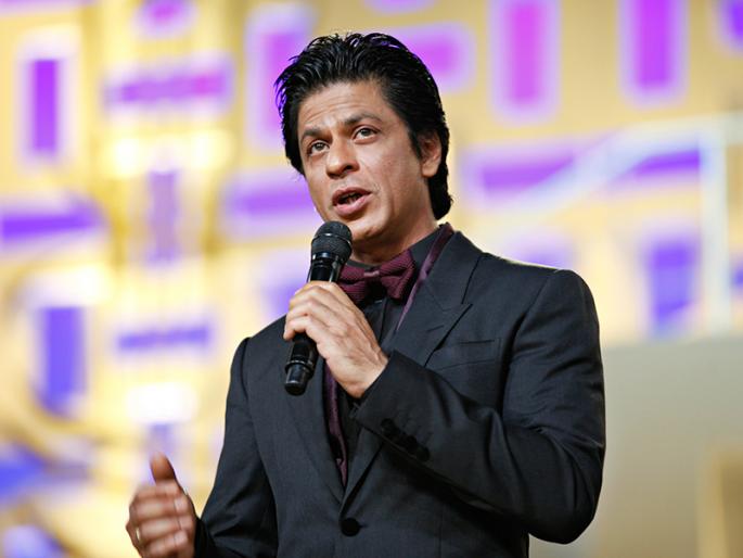 Suspension of notice issued by the Income Tax Department to Shahrukh Khan | प्राप्तिकर विभागाने शाहरूख खानला बजावलेल्या नोटीसला स्थगिती Suspension of notice issued by the Income Tax Department to Shahrukh Khan | प्राप्तिकर विभागाने शाहरूख खानला बजावलेल्या नोटीसला स्थगिती