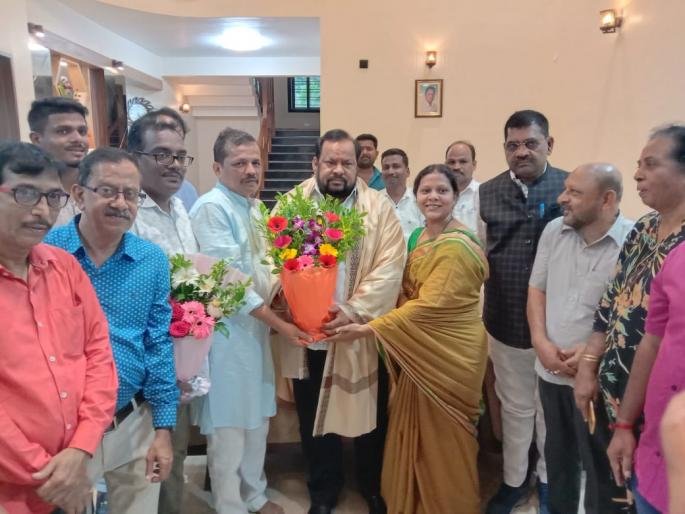 shinde group mla shahaji bapu patil said people liked the new experiment in maharashtra politics | महाराष्ट्राच्या राजकारणातील नवा प्रयोग जनतेला आवडला: शाहाजी पाटील shinde group mla shahaji bapu patil said people liked the new experiment in maharashtra politics | महाराष्ट्राच्या राजकारणातील नवा प्रयोग जनतेला आवडला: शाहाजी पाटील