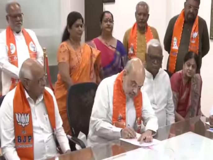 Lok Sabha Election 2024: Amit Shah files nomination form; Said - 'Modiji will become Prime Minister for the third time with a huge majority...' | अमित शाहंनी दाखल केली उमेदवारी; म्हणाले- 'मोदीजी प्रचंड बहुमताने तिसऱ्यांदा पंतप्रधान होणार' Lok Sabha Election 2024: Amit Shah files nomination form; Said - 'Modiji will become Prime Minister for the third time with a huge majority...' | अमित शाहंनी दाखल केली उमेदवारी; म्हणाले- 'मोदीजी प्रचंड बहुमताने तिसऱ्यांदा पंतप्रधान होणार'