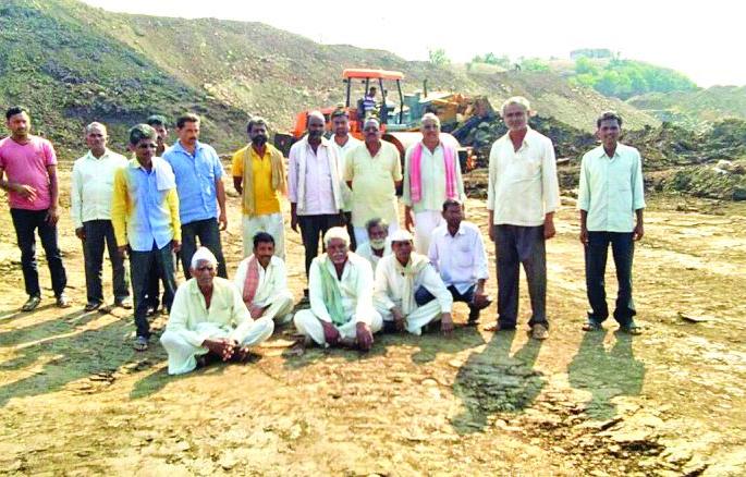 Khairat for Shahpur project; Hands on hand for compensation for farmers! | शहापूर प्रकल्पासाठी खैरात; शेतकर्यांना मोबदल्यासाठी आखडता हात! Khairat for Shahpur project; Hands on hand for compensation for farmers! | शहापूर प्रकल्पासाठी खैरात; शेतकर्यांना मोबदल्यासाठी आखडता हात!