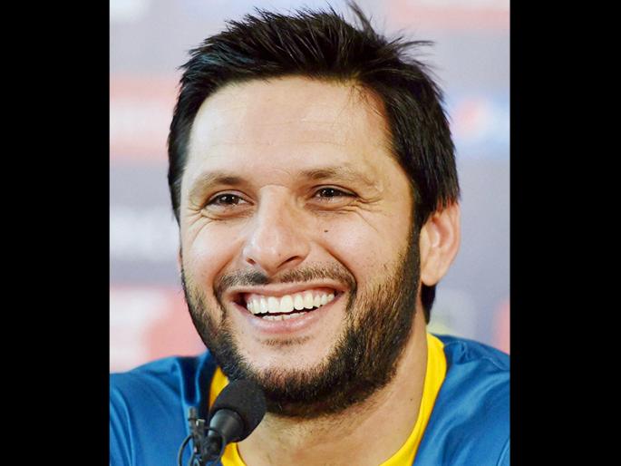 Friendship with Kohli is not dependent on political relation - Shahid Afridi | कोहलीबरोबर मैत्री राजकीय संबंधावर अवलंबून नाही- शाहिद आफ्रिदी