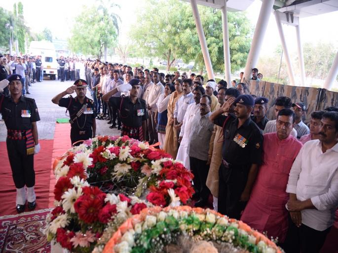 The funeral will be done on the death of Shaheed Kiran | शहीद किरण यांच्या पार्थिवावर आज अंत्यसंस्कार The funeral will be done on the death of Shaheed Kiran | शहीद किरण यांच्या पार्थिवावर आज अंत्यसंस्कार