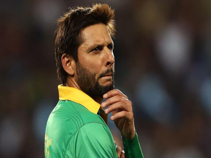 IPL is a big brand, Babar Azam and many other Pakistani players missing big opportunity: Shahid Afridi | IPL मध्ये खेळायला न मिळणे हे पाकिस्तानी खेळाडूंचे दुर्भाग्य; शाहिद आफ्रिदीचं स्पष्ट मत