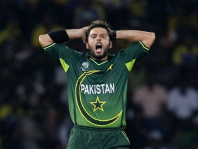 No one should be allowed to taint Pakistan, Pakistan cricket & the PSL brand, Shahid Afridi to James Faulkner  | Shahid Afridi to James Faulkner : पाकिस्तानला, आमच्या क्रिकेटला अन् PSLला कलंकित करण्याची कुणालाही परवानगी नाही; शाहिद आफ्रिदी भडकला 