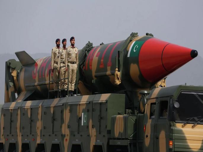 Pakistan Threat of attack on India city Kolkata 2000 km away; Know About Shaheen 3 missile details | २००० किमी दूर कोलकात्यावर हल्ल्याची धमकी; पाकिस्तानच्या हाती 'अशी' कोणती मिसाइल लागली? Pakistan Threat of attack on India city Kolkata 2000 km away; Know About Shaheen 3 missile details | २००० किमी दूर कोलकात्यावर हल्ल्याची धमकी; पाकिस्तानच्या हाती 'अशी' कोणती मिसाइल लागली?