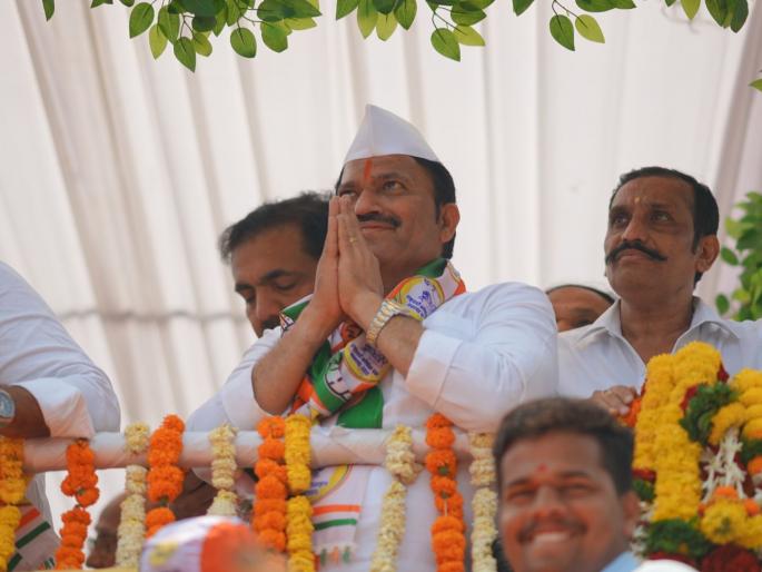 Shashikant' Shinde candidature application filed, Sharad pawar, jayant patil present satara | शशिकांत यांचा शक्तिप्रदर्शनाने उमेदवारी अर्ज दाखल Shashikant' Shinde candidature application filed, Sharad pawar, jayant patil present satara | शशिकांत यांचा शक्तिप्रदर्शनाने उमेदवारी अर्ज दाखल