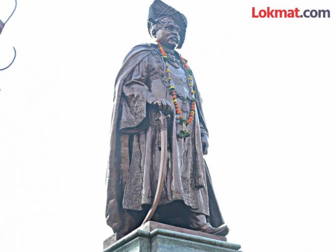 The statue of Rajarshi Chhatrapati Shahu Maharaj in Kolhapur is moving towards its centenary, the first monument in the country | Kolhapur: राजर्षी छत्रपती शाहू महाराजांच्या पुतळ्याची शताब्दी वर्षाकडे वाटचाल, देशातील पहिले स्मारक