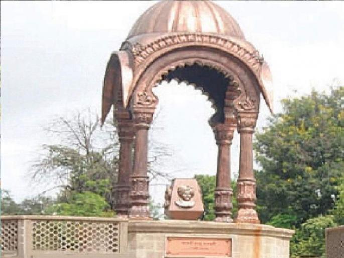 Where did the funds go for the Rajarshi Chhatrapati Shahu Samadhi Memorial in the nursery garden in Kolhapur | स्थगिती दिली नाही ना, मग निधी कुठे गेला?, स्मृतिशताब्दी वर्षातच शाहू समाधी स्मारकाची सरकारकडून उपेक्षा? Where did the funds go for the Rajarshi Chhatrapati Shahu Samadhi Memorial in the nursery garden in Kolhapur | स्थगिती दिली नाही ना, मग निधी कुठे गेला?, स्मृतिशताब्दी वर्षातच शाहू समाधी स्मारकाची सरकारकडून उपेक्षा?