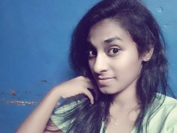 lady police died in road accident | महिला पोलीस कर्मचाऱ्याचा रस्ते अपघातात दुर्दैवी अंत lady police died in road accident | महिला पोलीस कर्मचाऱ्याचा रस्ते अपघातात दुर्दैवी अंत