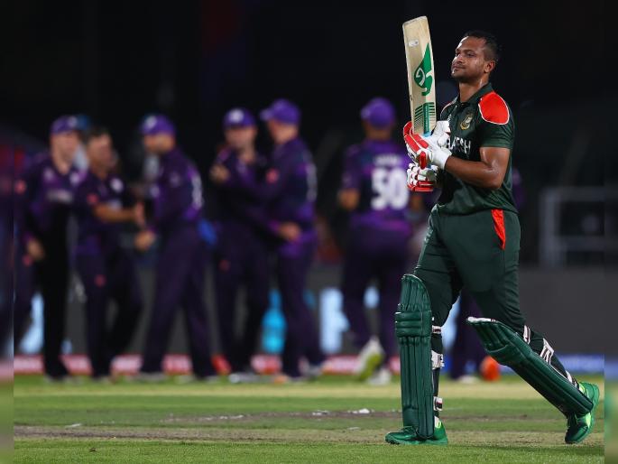 T20 World Cup, BAN vs SCO : The first upset; Scotland defeated Bangladesh by 6 runs in their first game | T20 World Cup, Scotland beat Bangladesh : स्कॉटलंडनं पहिल्याच सामन्यात बांगलादेशला पाणी पाजलं, थरारक लढतीत ६ धावांनी मिळवला विजय