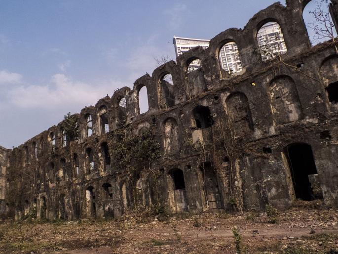 The deserted places of Mumbai will secure closed mill sites | मुंबईतील निर्जन स्थळे, बंद मिलच्या जागा सुरक्षित करणार The deserted places of Mumbai will secure closed mill sites | मुंबईतील निर्जन स्थळे, बंद मिलच्या जागा सुरक्षित करणार
