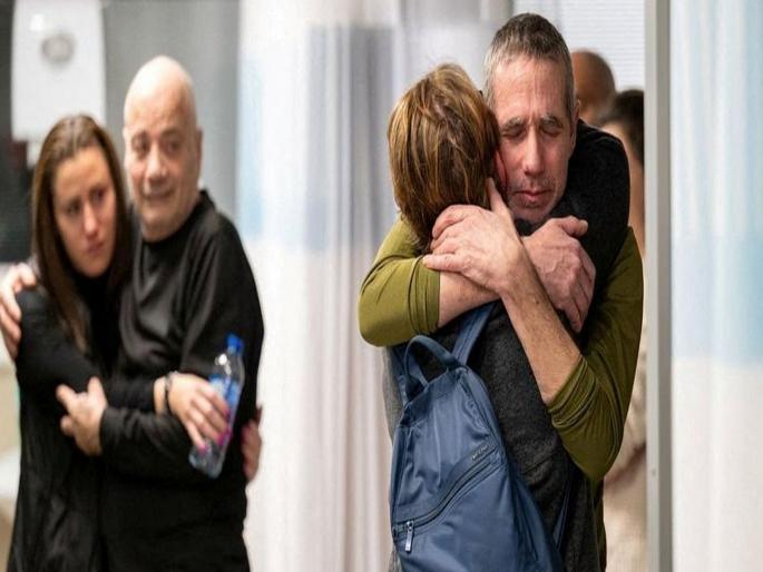 67 people lost their lives to save the two; Israel bombed Gaza overnight | दोघांच्या सुटकेसाठी ६७ जणांचा घेतला जीव; इस्रायलकडून गाझात रात्रभर बॉम्बवर्षाव 67 people lost their lives to save the two; Israel bombed Gaza overnight | दोघांच्या सुटकेसाठी ६७ जणांचा घेतला जीव; इस्रायलकडून गाझात रात्रभर बॉम्बवर्षाव