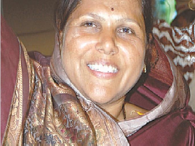 Officer of Ahmednagar Zilla Parishad's chairperson Khechachi basket | अहमदनगर जिल्हा परिषदेच्या अध्यक्षा विखेंच्या आदेशाला अधिका-यांकडून केराची टोपली Officer of Ahmednagar Zilla Parishad's chairperson Khechachi basket | अहमदनगर जिल्हा परिषदेच्या अध्यक्षा विखेंच्या आदेशाला अधिका-यांकडून केराची टोपली