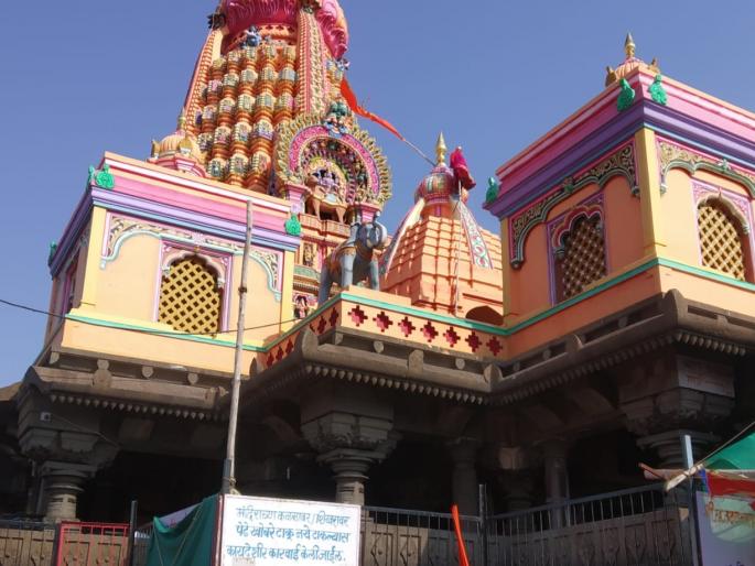 Start the yatra for Shambhu Mahadev by hoisting Gudi - Celebration of Shiva and Parvathi for the celebration of Haldi | गुढी उभारून शंभू महादेवाच्या यात्रेस प्रारंभ -: शिव-पार्वती हळदी समारंभासाठी हळद दळण्याचा सोहळा Start the yatra for Shambhu Mahadev by hoisting Gudi - Celebration of Shiva and Parvathi for the celebration of Haldi | गुढी उभारून शंभू महादेवाच्या यात्रेस प्रारंभ -: शिव-पार्वती हळदी समारंभासाठी हळद दळण्याचा सोहळा