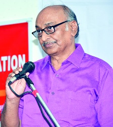 Do not go to any Maharaj for salvation - Shyam Manav | कोणत्याही महाराजांकडे जाऊन मोक्षप्राप्ती होत नाही - श्याम मानव Do not go to any Maharaj for salvation - Shyam Manav | कोणत्याही महाराजांकडे जाऊन मोक्षप्राप्ती होत नाही - श्याम मानव