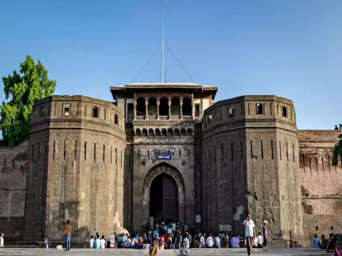 The history of Shaniwarwada will be available to the tourists in the form of "digital audio" guide | पर्यटकांना शनिवारवाड्याचा इतिहास "डिजिटल ऑडिओ" गाइडच्या स्वरुपात उपलब्ध होणार The history of Shaniwarwada will be available to the tourists in the form of "digital audio" guide | पर्यटकांना शनिवारवाड्याचा इतिहास "डिजिटल ऑडिओ" गाइडच्या स्वरुपात उपलब्ध होणार