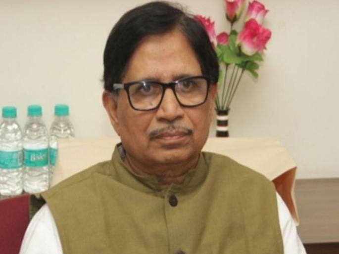 It is wrong to not delegate responsibility to the Chief Minister - Congress | मुख्यमंत्रिपदाची जबाबदारी दुस-याकडे न सोपवणं चुकीचं- काँग्रेस