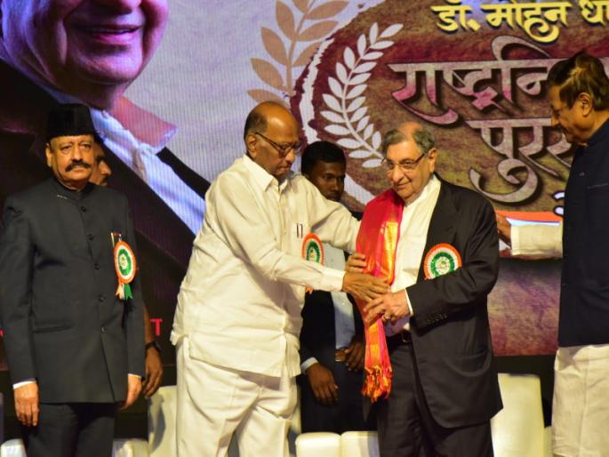 Dr. Cyrus Poonawala should be awarded the Bharat Ratna Sharad Pawar request to the Centre | डॉ. सायरस पूनावाला यांना भारतरत्न पुरस्कार द्यावा; शरद पवारांची केंद्राला विनंती Dr. Cyrus Poonawala should be awarded the Bharat Ratna Sharad Pawar request to the Centre | डॉ. सायरस पूनावाला यांना भारतरत्न पुरस्कार द्यावा; शरद पवारांची केंद्राला विनंती