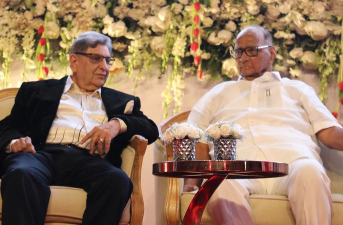 Sharad Pawar's 'power' not corona, BCG's vaccine? | शरद पवारांची ‘पॉवर’ कोरोनाची नव्हे, ‘बीसीजी’ लशीची? Sharad Pawar's 'power' not corona, BCG's vaccine? | शरद पवारांची ‘पॉवर’ कोरोनाची नव्हे, ‘बीसीजी’ लशीची?