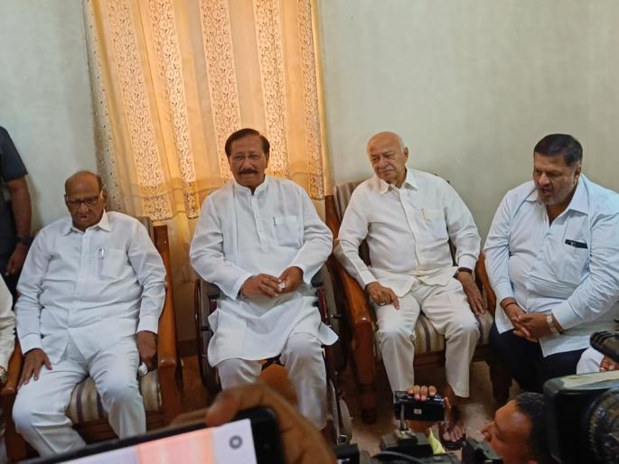Sharad Pawar says BJP is now Congress yukta | भाजपच आता काँग्रेसयुक्त : शरद पवार  Sharad Pawar says BJP is now Congress yukta | भाजपच आता काँग्रेसयुक्त : शरद पवार