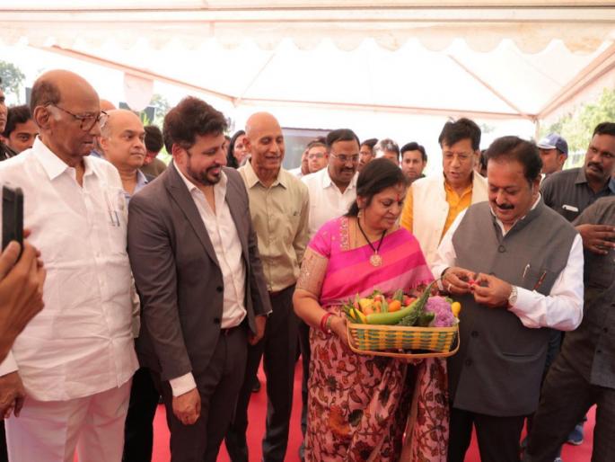 Krishak is useful for bringing agricultural research to farmers Sharad Pawar | कृषि संशोधन शेतकऱ्यांपर्यंत पोहचविण्यासाठी ‘कृषक’ उपयुक्त - शरद पवार