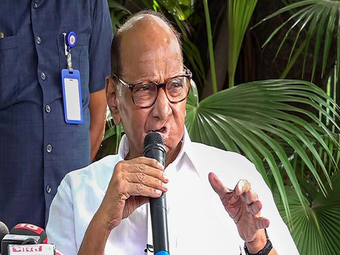 Confusion over ncp sp candidate in Madha What happened after the four aspirants reached Sharad Pawars meeting | माढ्यात तुतारीबाबतचा संभ्रम कायम; चार इच्छुक शरद पवारांच्या भेटीला पोहोचल्यानंतर काय घडलं?  Confusion over ncp sp candidate in Madha What happened after the four aspirants reached Sharad Pawars meeting | माढ्यात तुतारीबाबतचा संभ्रम कायम; चार इच्छुक शरद पवारांच्या भेटीला पोहोचल्यानंतर काय घडलं?
