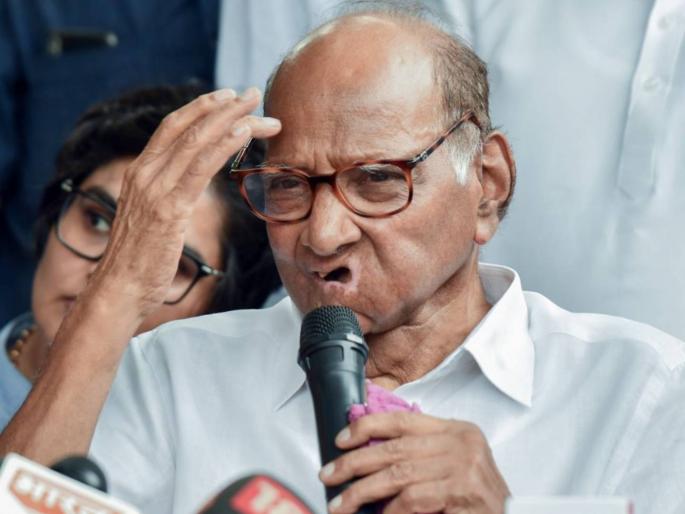 Ban on onion export is salt in the wounds of farmers says Sharad Pawar | कांद्याच्या निर्यातीवर बंदी हे शेतकऱ्यांच्या जखमेवर मीठ : शरद पवार Ban on onion export is salt in the wounds of farmers says Sharad Pawar | कांद्याच्या निर्यातीवर बंदी हे शेतकऱ्यांच्या जखमेवर मीठ : शरद पवार