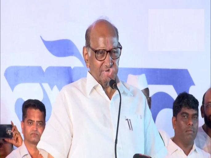 Sharad Pawar criticized Chhagan Bhujbal along with Ajit Pawar | ना टायर्ड हूं, ना रिटायर्ड, वय काढाल, तर याद राखा...; शरद पवारांनी ठणकावलं Sharad Pawar criticized Chhagan Bhujbal along with Ajit Pawar | ना टायर्ड हूं, ना रिटायर्ड, वय काढाल, तर याद राखा...; शरद पवारांनी ठणकावलं