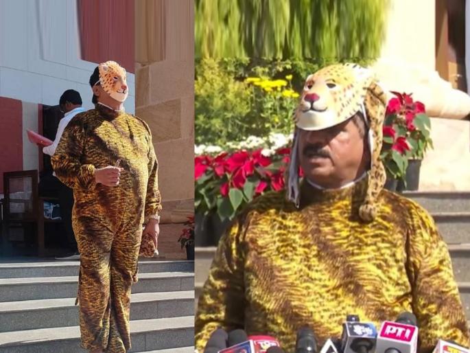 shiv sena shinde group mla sharad sonawane enters winter session 2025 vidhan bhavan disguised as a leopard | शिंदेंचा ‘वाघ’ थेट बिबट्याच्या वेशात विधान भवनात; हात जोडून सरकारला विनवणी, “गेली २० वर्षे...” shiv sena shinde group mla sharad sonawane enters winter session 2025 vidhan bhavan disguised as a leopard | शिंदेंचा ‘वाघ’ थेट बिबट्याच्या वेशात विधान भवनात; हात जोडून सरकारला विनवणी, “गेली २० वर्षे...”