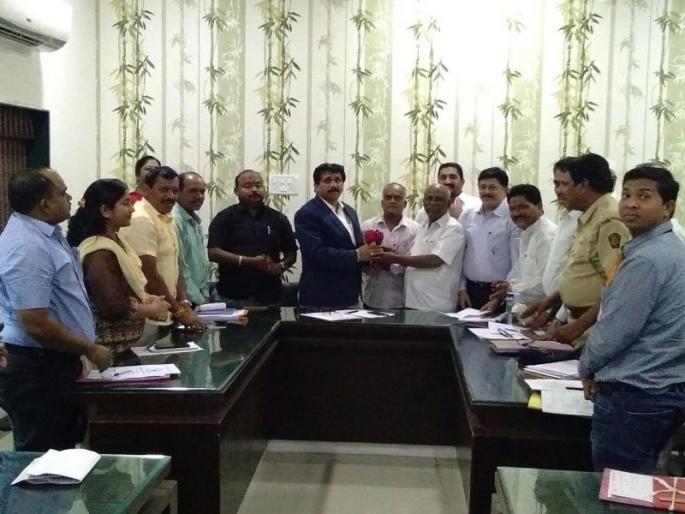 3 lakhs help of Sharadada Sonawane for transplanting heart of Chimukali | चिमुकलीच्या हृदय प्रत्यारोपण शस्रक्रियेसाठी शरददादा सोनवणेंची 3 लाखांची मदत 3 lakhs help of Sharadada Sonawane for transplanting heart of Chimukali | चिमुकलीच्या हृदय प्रत्यारोपण शस्रक्रियेसाठी शरददादा सोनवणेंची 3 लाखांची मदत