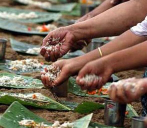 Father's Day; Remembrance of the deceased person | पितृपंधरवडा; दिवंगत व्यक्तीचे स्मरण Father's Day; Remembrance of the deceased person | पितृपंधरवडा; दिवंगत व्यक्तीचे स्मरण