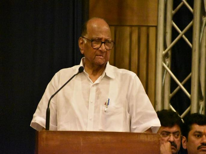 There is no merger in Congress, it is a common rumor - Sharad Pawar | काँग्रेसमध्ये विलिनीकरण नाही, ही तर निव्वळ अफवा - शरद पवार  There is no merger in Congress, it is a common rumor - Sharad Pawar | काँग्रेसमध्ये विलिनीकरण नाही, ही तर निव्वळ अफवा - शरद पवार