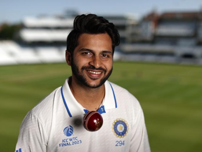 dhawal kulkarni gave me shoes when i had no money said shardul thakur | माझ्याकडे पैसे नव्हते तेव्हा धवलने शूज दिले; शार्दूल ठाकूर, माझ्यासाठी भावुक क्षण