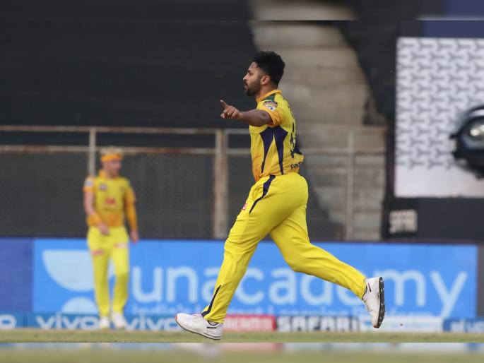 IPL 2021, CSK vs KKR : Shardul Thakur picks three wickets in last 3 balls, today he picks up a wicket on the first ball against KKR  | IPL 2021, CSK vs KKR : शार्दूल ठाकूरची अनोखी हॅटट्रिक; कोलकाता नाइट रायडर्सविरुद्ध पहिल्याच चेंडूवर घेतली विकेट अन्...