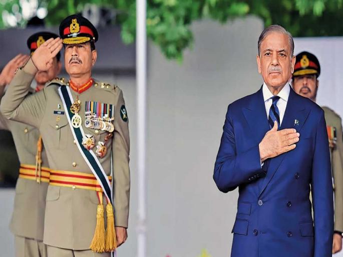 Asim Munir's power increased; 'These' 5 major powers of the Prime Minister of Pakistan are abolished! | आसिम मुनीर यांची ताकद वाढली; पाकिस्तानच्या पंतप्रधानांचे 'हे' ५ मोठे अधिकार संपुष्टात!