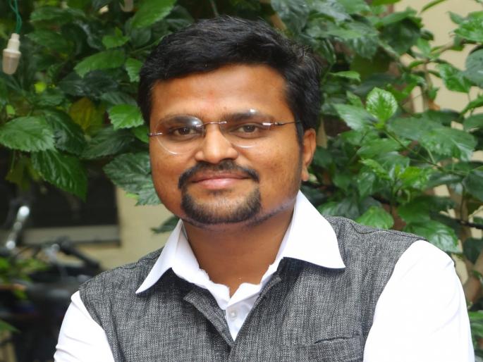 Agricultural policy scientist and writer from Sakhale in Sangli district Dr. Shashank Kulkarni selected as Agriculture Adviser to NITI Aayog | सांगलीतील साखराळेचा सुपुत्र बनला नीती आयोगाचा कृषी सल्लागार, पंतप्रधान मोदींसमवेत काम करण्याचा मिळाला बहुमान Agricultural policy scientist and writer from Sakhale in Sangli district Dr. Shashank Kulkarni selected as Agriculture Adviser to NITI Aayog | सांगलीतील साखराळेचा सुपुत्र बनला नीती आयोगाचा कृषी सल्लागार, पंतप्रधान मोदींसमवेत काम करण्याचा मिळाला बहुमान