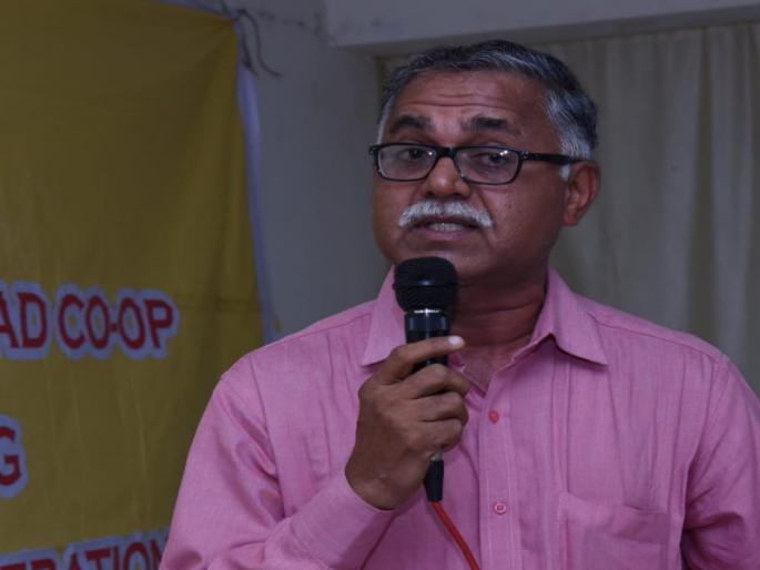 Due to loss of natural resources water is ending: Shashank Deshpande | नैसर्गिक स्त्रोताच्या नष्टतेमुळे पाण्याचा वारसा संपतोय : शशांक देशपांडे Due to loss of natural resources water is ending: Shashank Deshpande | नैसर्गिक स्त्रोताच्या नष्टतेमुळे पाण्याचा वारसा संपतोय : शशांक देशपांडे