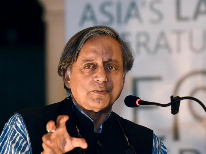 Narendra Modi's guarantee is not for the people but only for BJP and himself - Shashi Tharoor | नरेंद्र मोदींची गॅरंटी जनतेसाठी नसून ती फक्त भाजपा आणि स्वत:साठीच- शशी थरूर