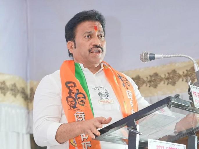 The political atmosphere will heat up in Satara lok sabha; There is a discussion in APMC that a case has been filed against Shashikant Shinde on Saturday-Sunday holidays | साताऱ्यात वातावरण तापणार; शनिवार-रविवारची सुटी हेरून गुन्हा दाखल केल्याची एपीएमसीत चर्चा The political atmosphere will heat up in Satara lok sabha; There is a discussion in APMC that a case has been filed against Shashikant Shinde on Saturday-Sunday holidays | साताऱ्यात वातावरण तापणार; शनिवार-रविवारची सुटी हेरून गुन्हा दाखल केल्याची एपीएमसीत चर्चा