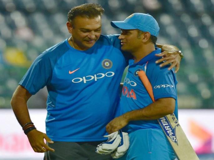 Dhoni is the greatest player of the 'ODI', praise from the Shastri | धोनी हा 'वनडे'मधला महान खेळाडू, शास्त्रींकडून स्तुतीसुमनांचा वर्षाव
